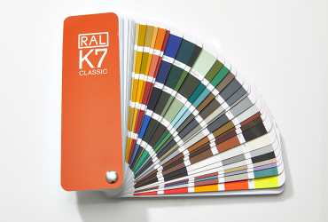 RAL K7 Classic Colour Matching Guide
